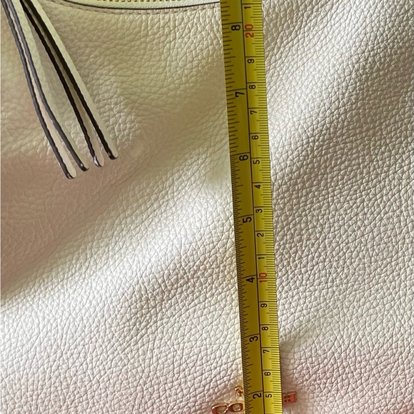 Authentic COACH Shoulder Bag Cream colored pebbled leather - Picture 11 of 14